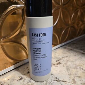 Fast Food Leave-On Conditioner - Black and White